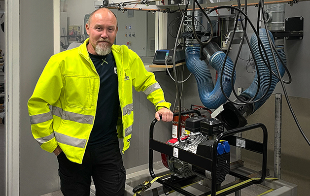 Anders Danielssson, sviluppatore di prodotti tecnici presso Aspen, spiega